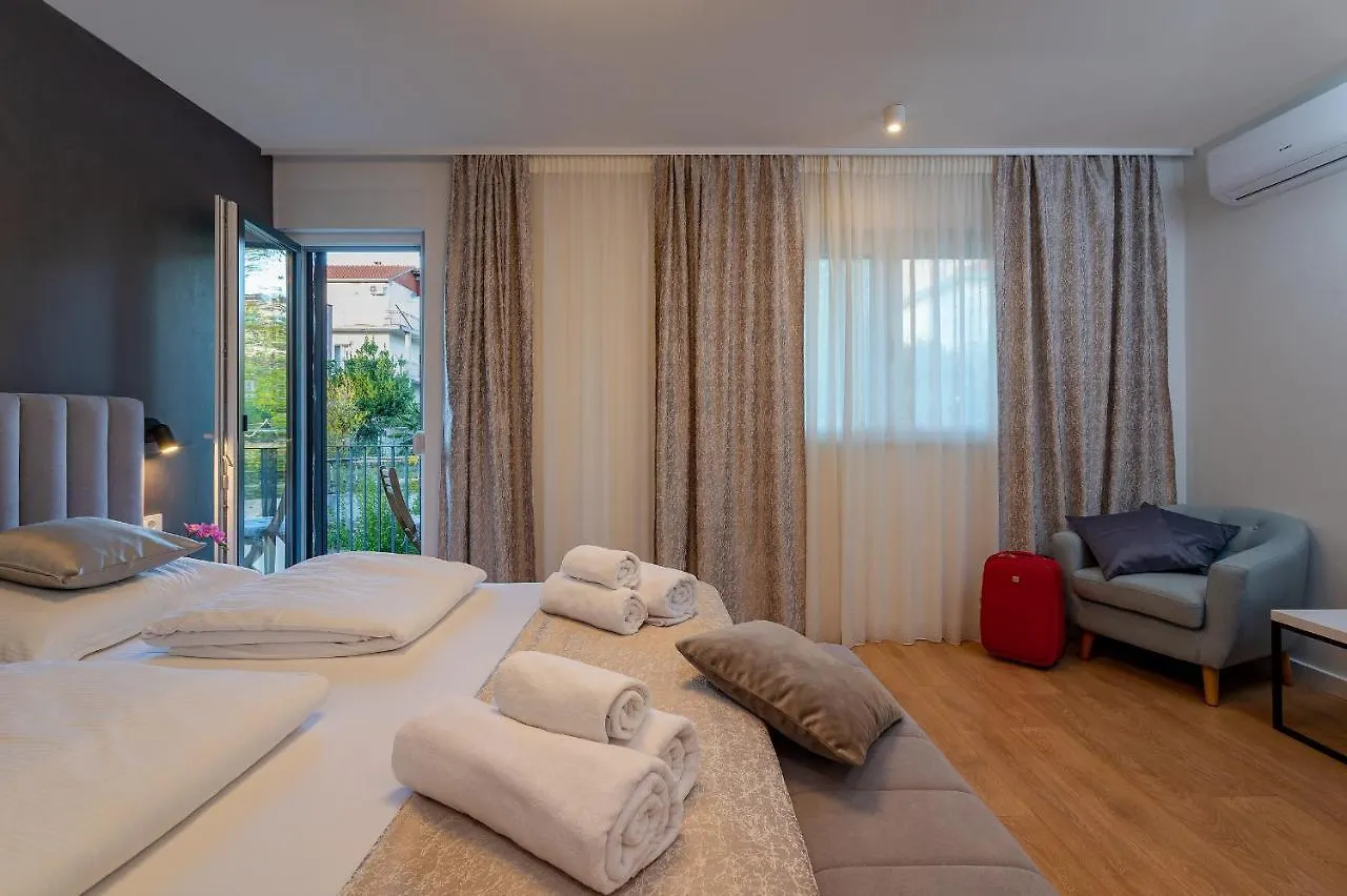 Bed & Breakfast Seven Seas Residence Split